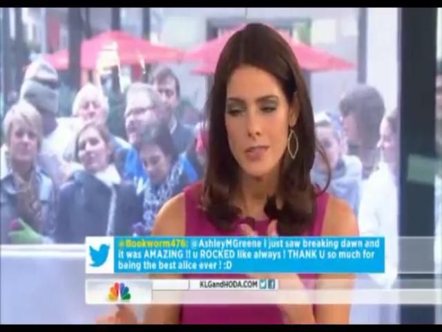 Ashley-Greene-dot-nl-15November2012TheTodayShow0152.jpg