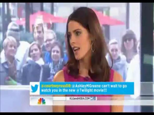 Ashley-Greene-dot-nl-15November2012TheTodayShow0156.jpg