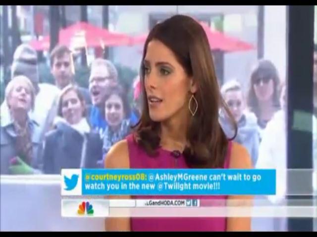 Ashley-Greene-dot-nl-15November2012TheTodayShow0157.jpg
