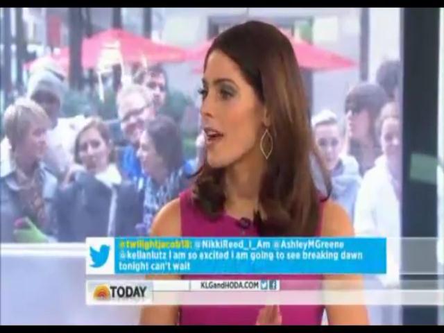 Ashley-Greene-dot-nl-15November2012TheTodayShow0163.jpg