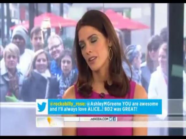 Ashley-Greene-dot-nl-15November2012TheTodayShow0172.jpg