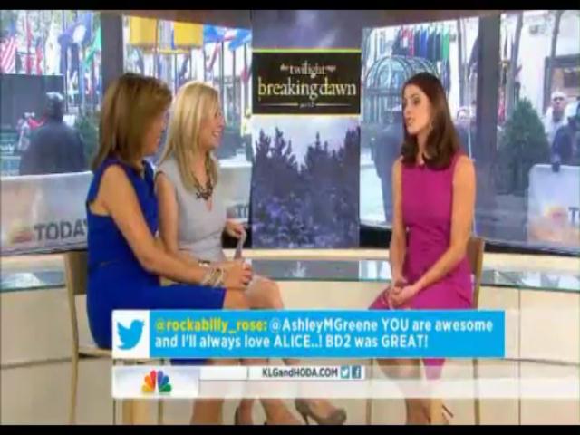 Ashley-Greene-dot-nl-15November2012TheTodayShow0176.jpg