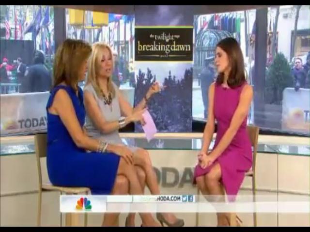 Ashley-Greene-dot-nl-15November2012TheTodayShow0182.jpg