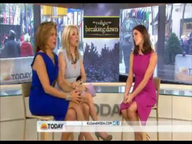 Ashley-Greene-dot-nl-15November2012TheTodayShow0187.jpg