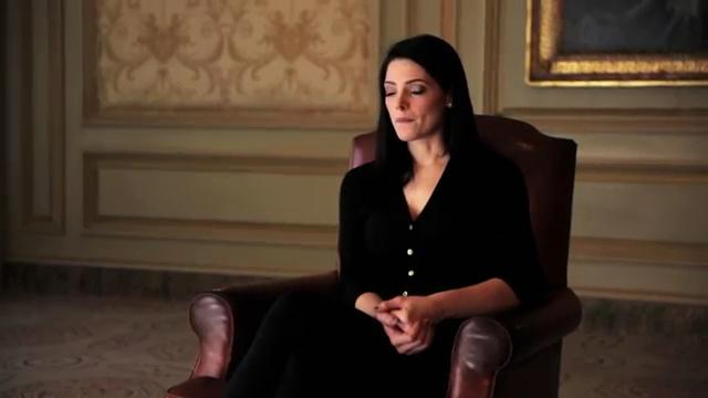 Ashley-Greene-dot-nl_Becoming0188.jpg