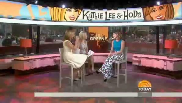 ashley-greene_nl_14Juli2014-TheTodayShow0024.jpg