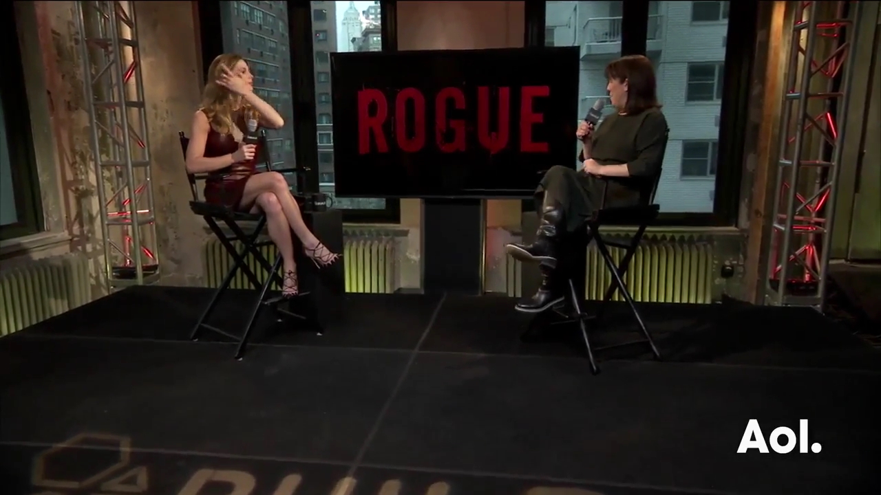 Ashley-Greene-dot_nl-6april2016AOLBuildSeries-Rouge0009.jpg