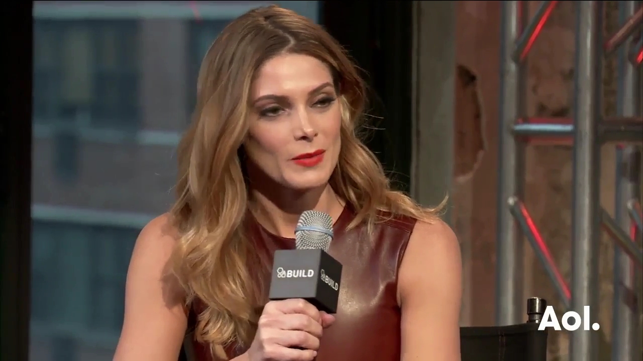 Ashley-Greene-dot_nl-6april2016AOLBuildSeries-Rouge0025.jpg