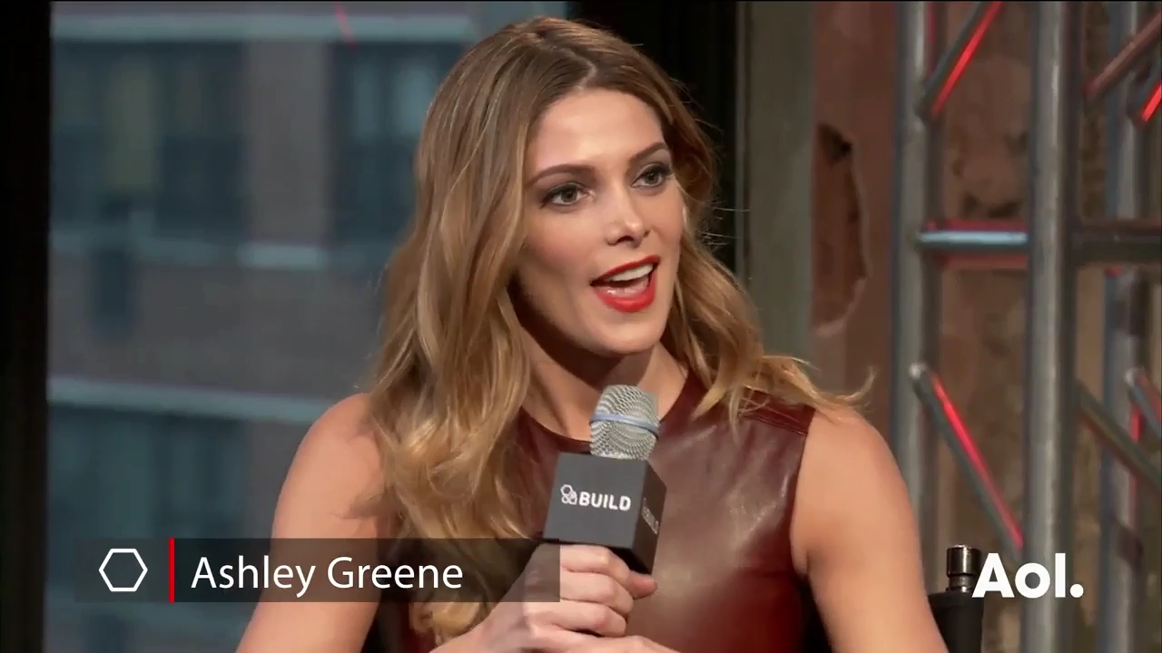 Ashley-Greene-dot_nl-6april2016AOLBuildSeries-Rouge0026.jpg