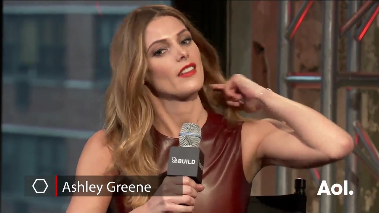 Ashley-Greene-dot_nl-6april2016AOLBuildSeries-Rouge0027.jpg