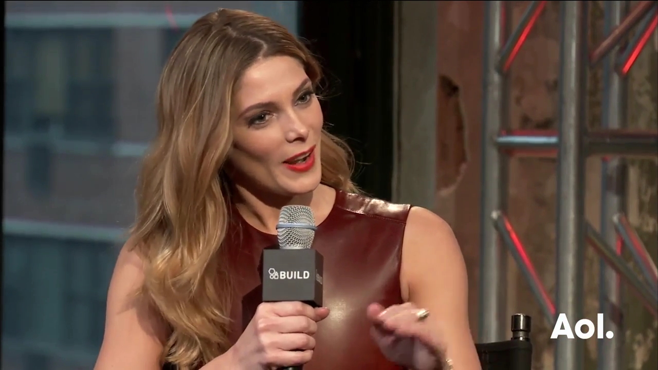 Ashley-Greene-dot_nl-6april2016AOLBuildSeries-Rouge0035.jpg