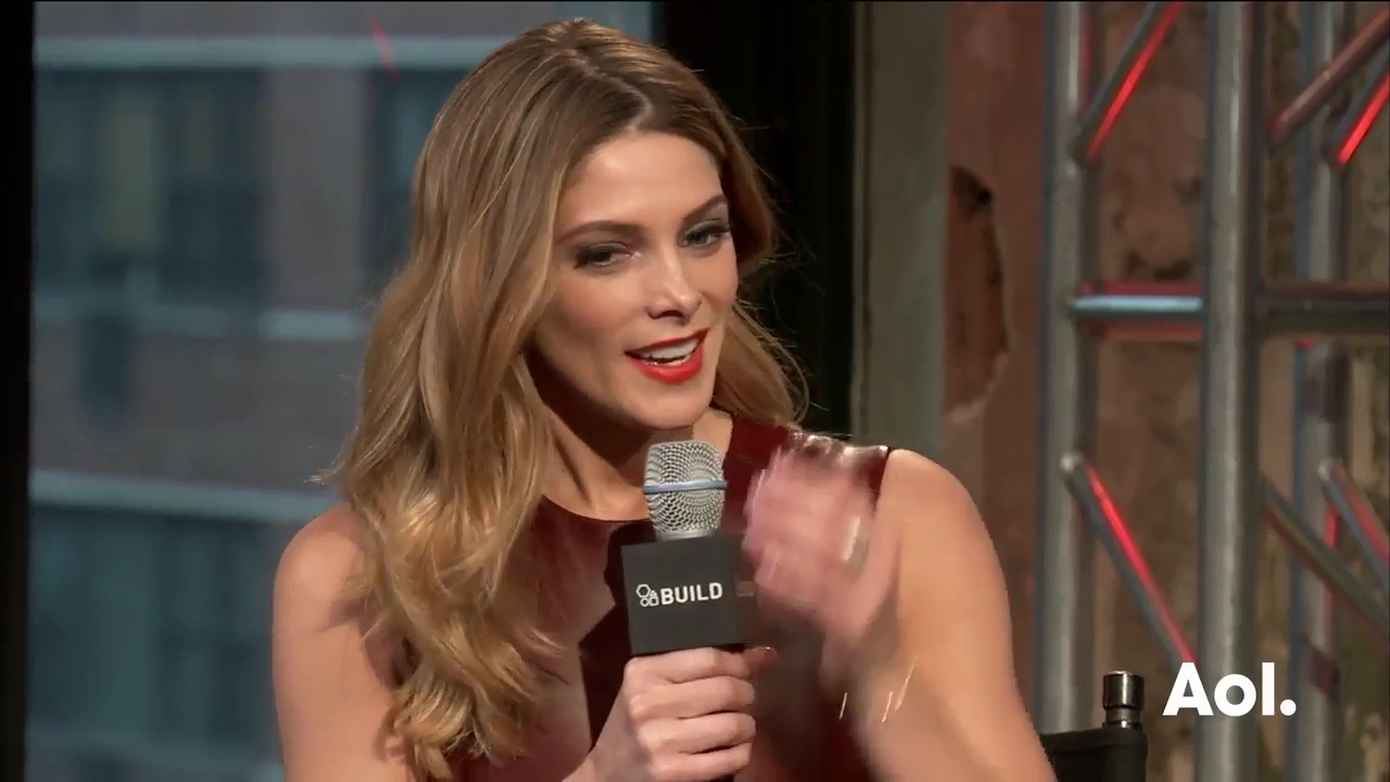 Ashley-Greene-dot_nl-6april2016AOLBuildSeries-Rouge0054.jpg