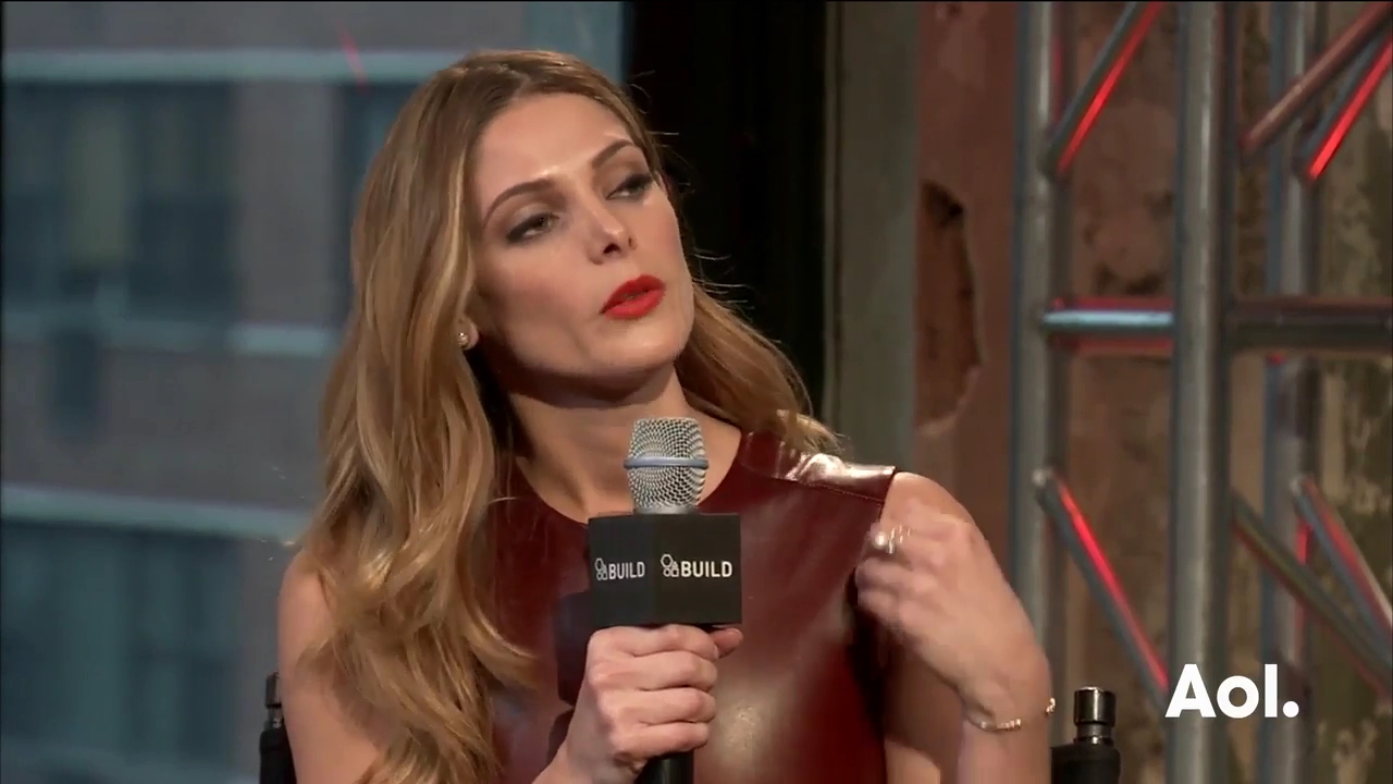 Ashley-Greene-dot_nl-6april2016AOLBuildSeries-Rouge0101.jpg