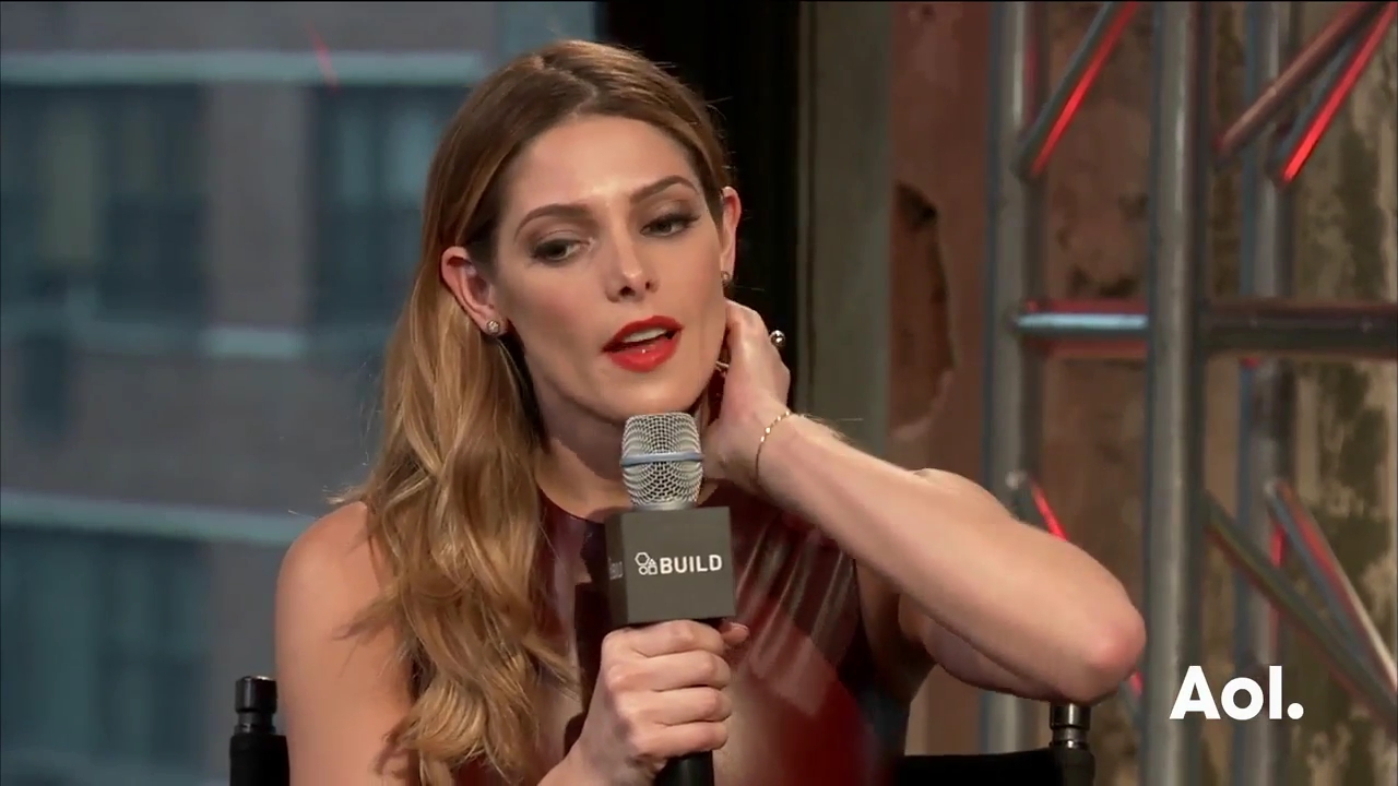 Ashley-Greene-dot_nl-6april2016AOLBuildSeries-Rouge0136.jpg