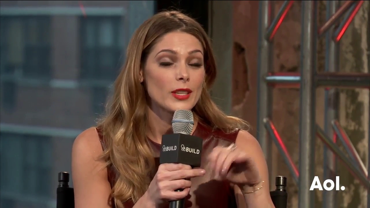 Ashley-Greene-dot_nl-6april2016AOLBuildSeries-Rouge0305.jpg