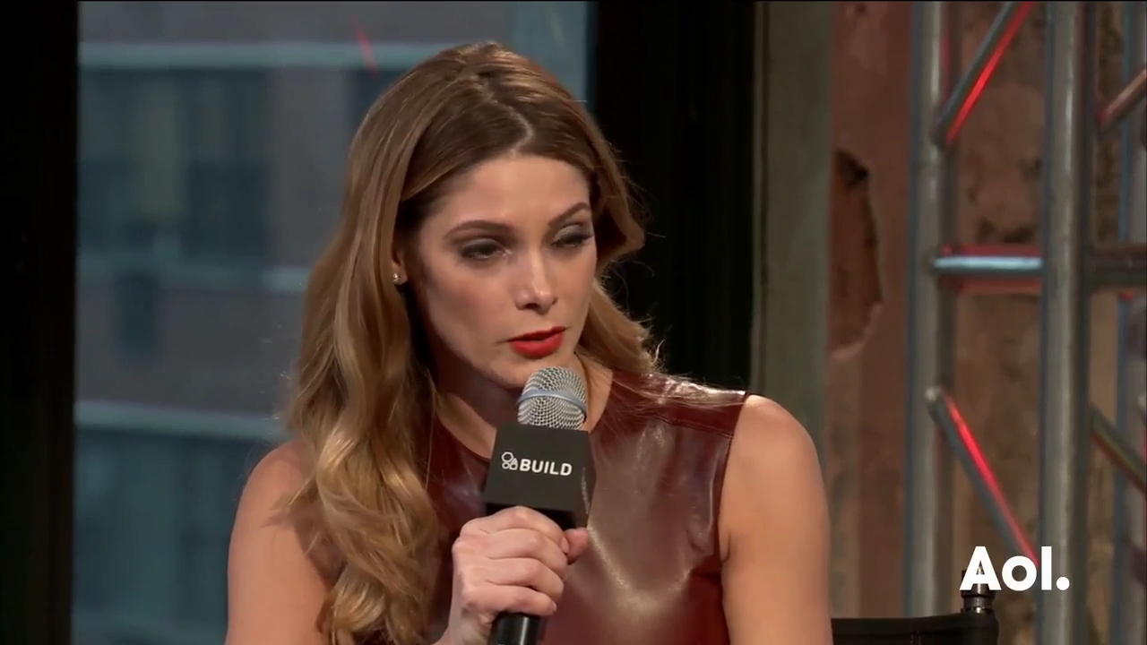 Ashley-Greene-dot_nl-6april2016AOLBuildSeries-Rouge0405.jpg