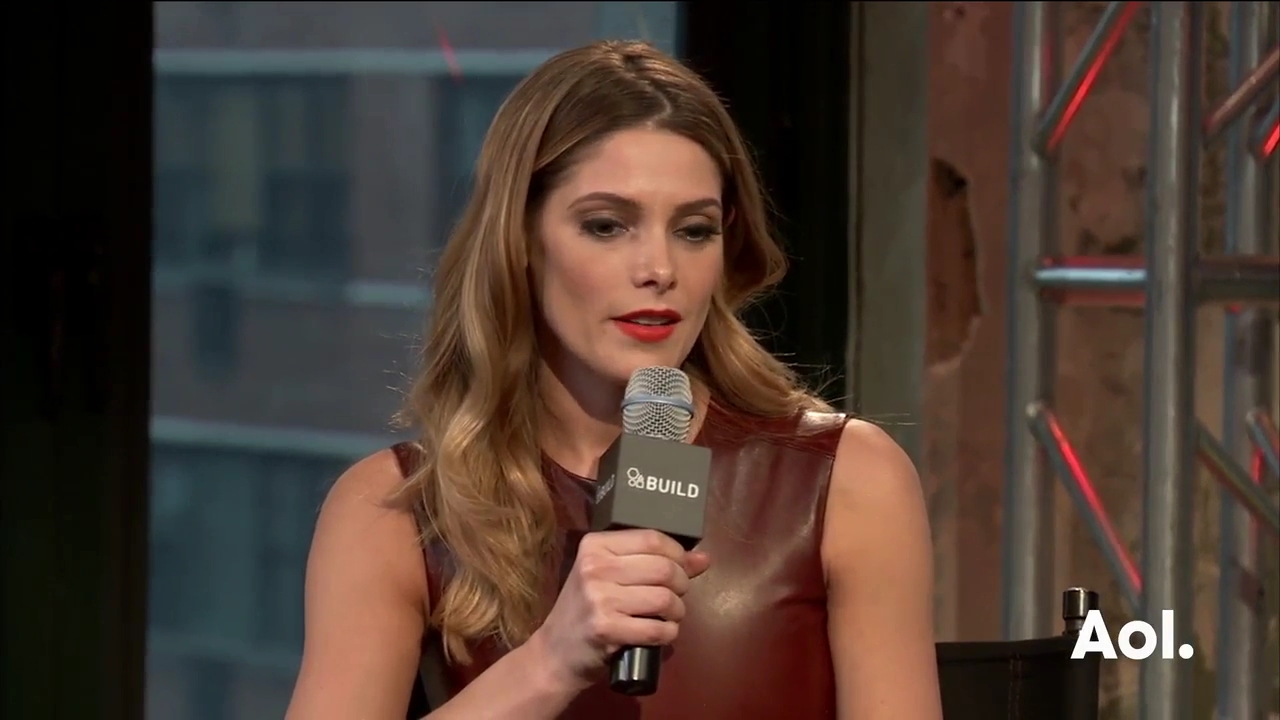 Ashley-Greene-dot_nl-6april2016AOLBuildSeries-Rouge0450.jpg