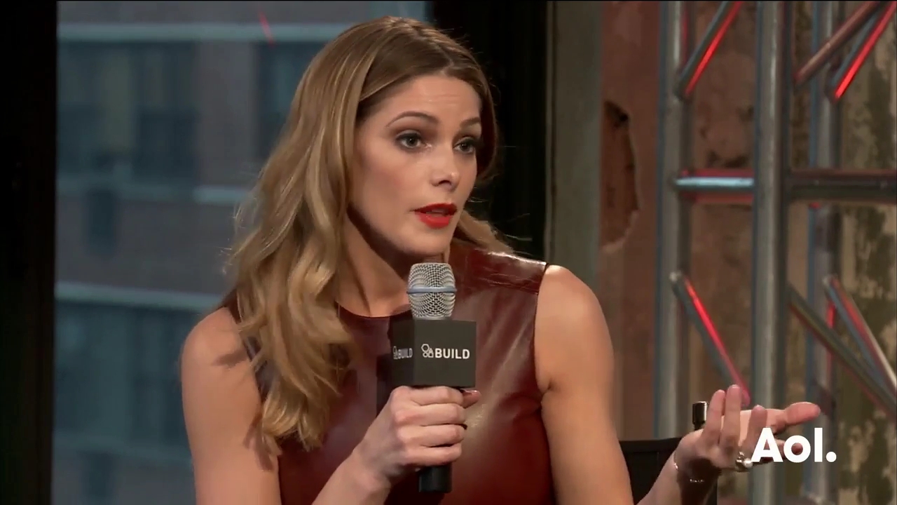 Ashley-Greene-dot_nl-6april2016AOLBuildSeries-Rouge0512.jpg