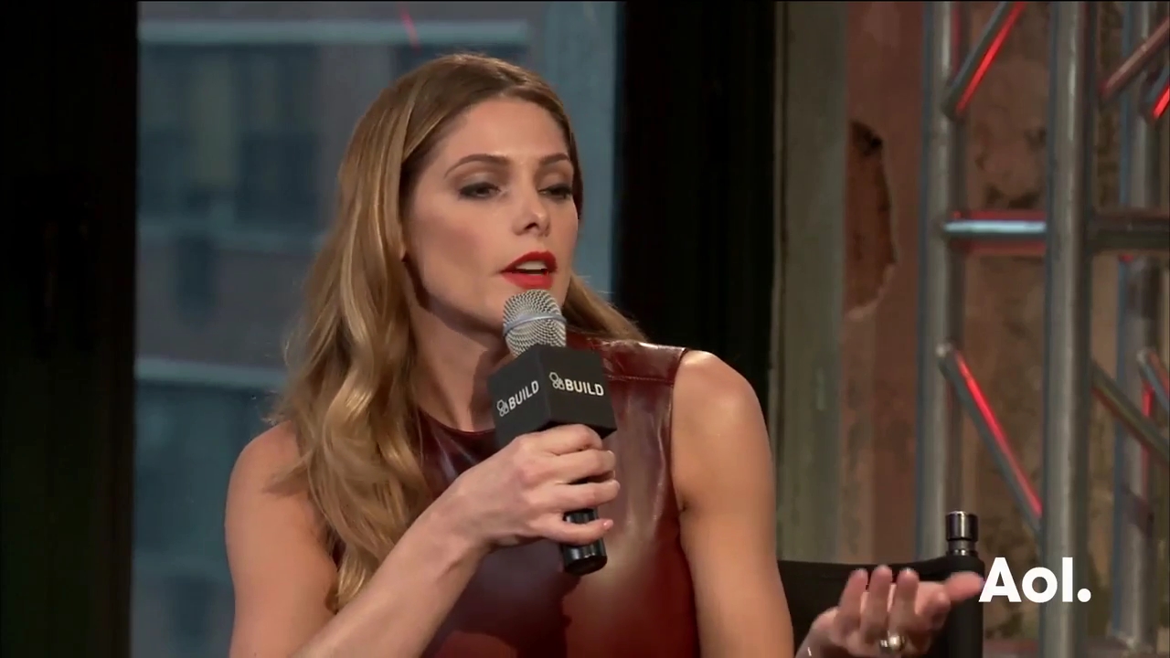Ashley-Greene-dot_nl-6april2016AOLBuildSeries-Rouge0540.jpg