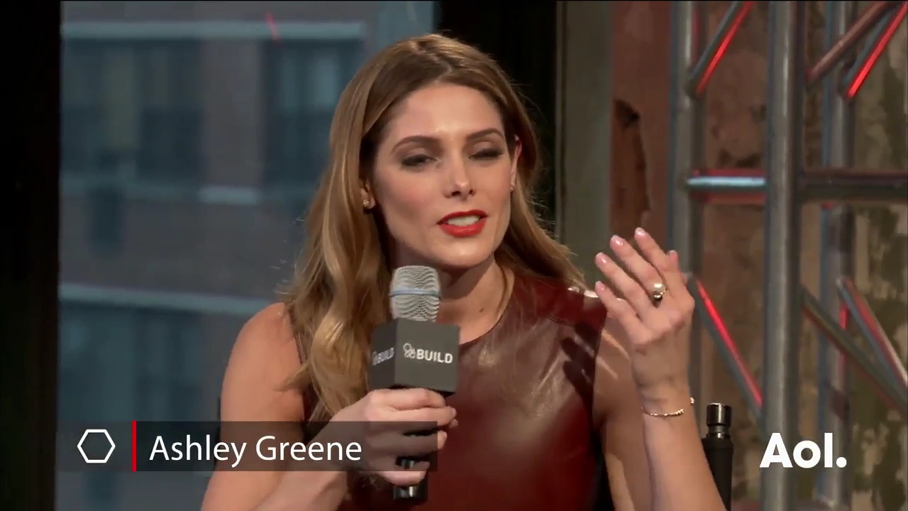 Ashley-Greene-dot_nl-6april2016AOLBuildSeries-Rouge0543.jpg