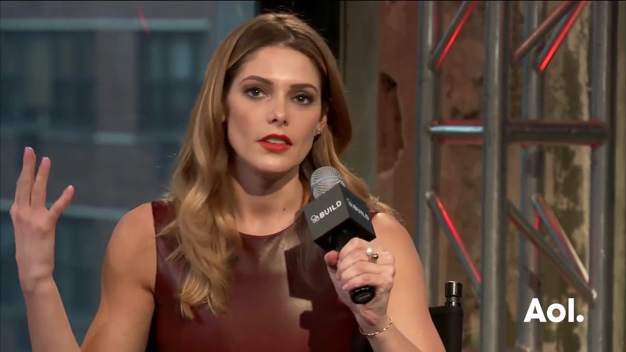 Ashley-Greene-dot_nl-6april2016AOLBuildSeries-Rouge0568.jpg