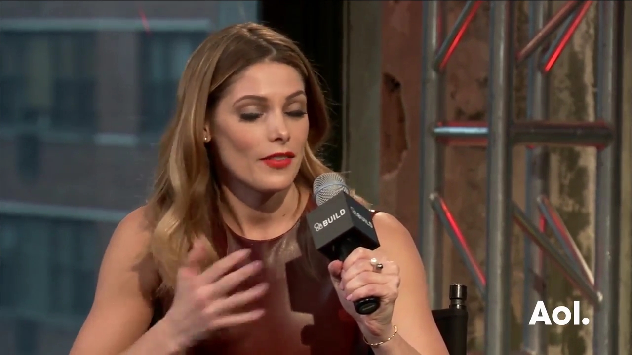 Ashley-Greene-dot_nl-6april2016AOLBuildSeries-Rouge0570.jpg