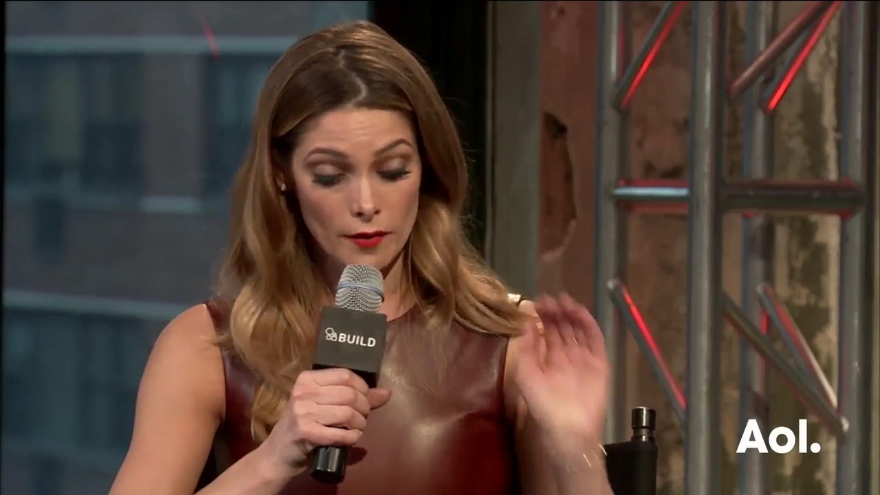 Ashley-Greene-dot_nl-6april2016AOLBuildSeries-Rouge0911.jpg