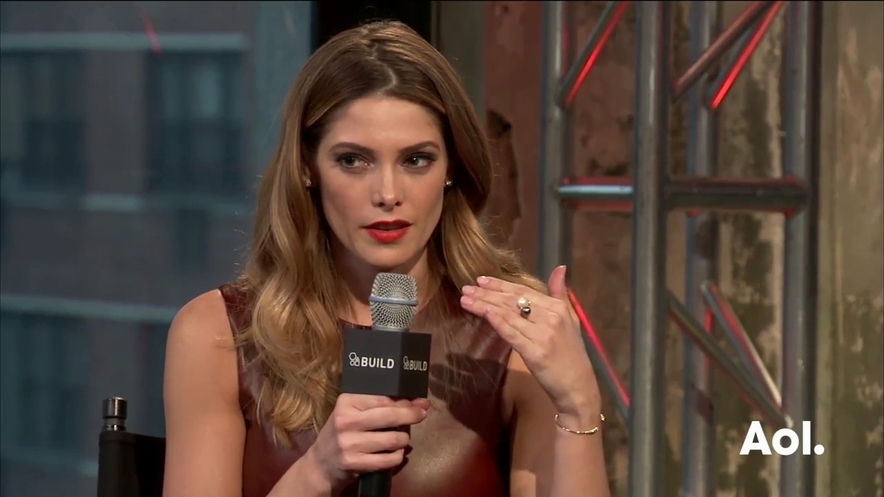 Ashley-Greene-dot_nl-6april2016AOLBuildSeries-Rouge1022.jpg