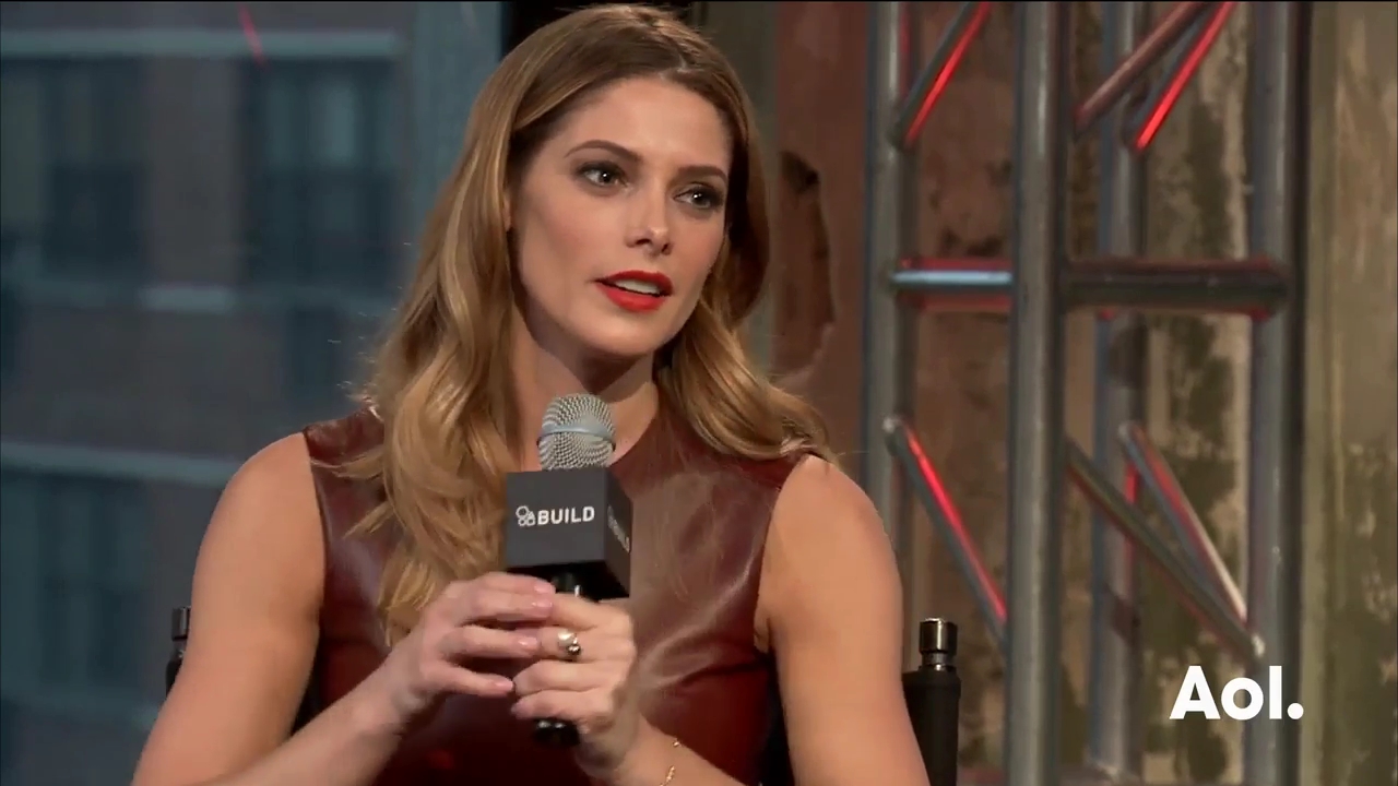Ashley-Greene-dot_nl-6april2016AOLBuildSeries-Rouge1103.jpg