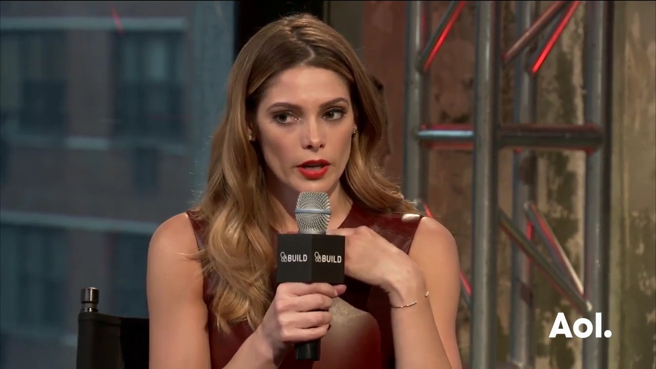 Ashley-Greene-dot_nl-6april2016AOLBuildSeries-Rouge1343.jpg