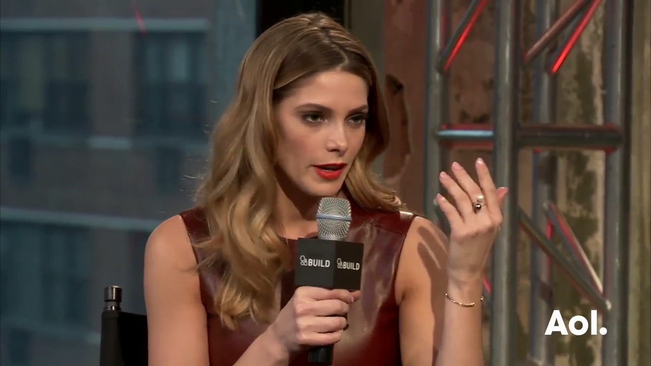 Ashley-Greene-dot_nl-6april2016AOLBuildSeries-Rouge1352.jpg