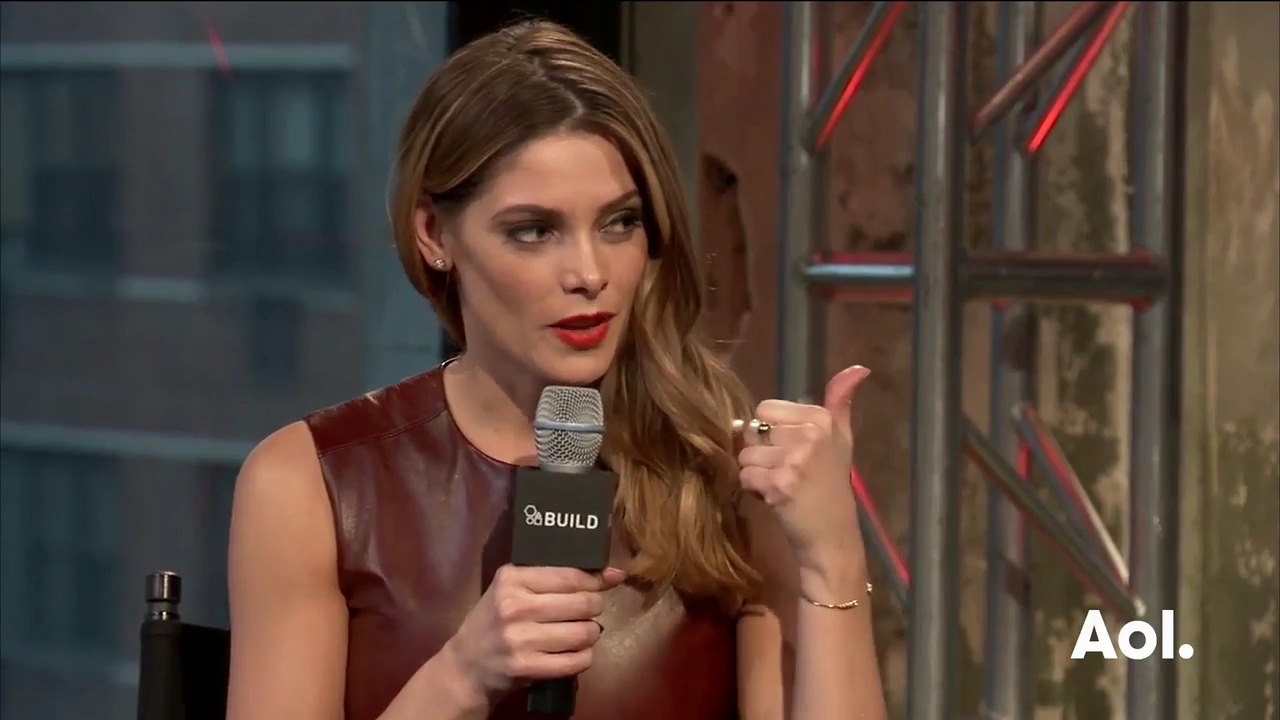 Ashley-Greene-dot_nl-6april2016AOLBuildSeries-Rouge1467.jpg
