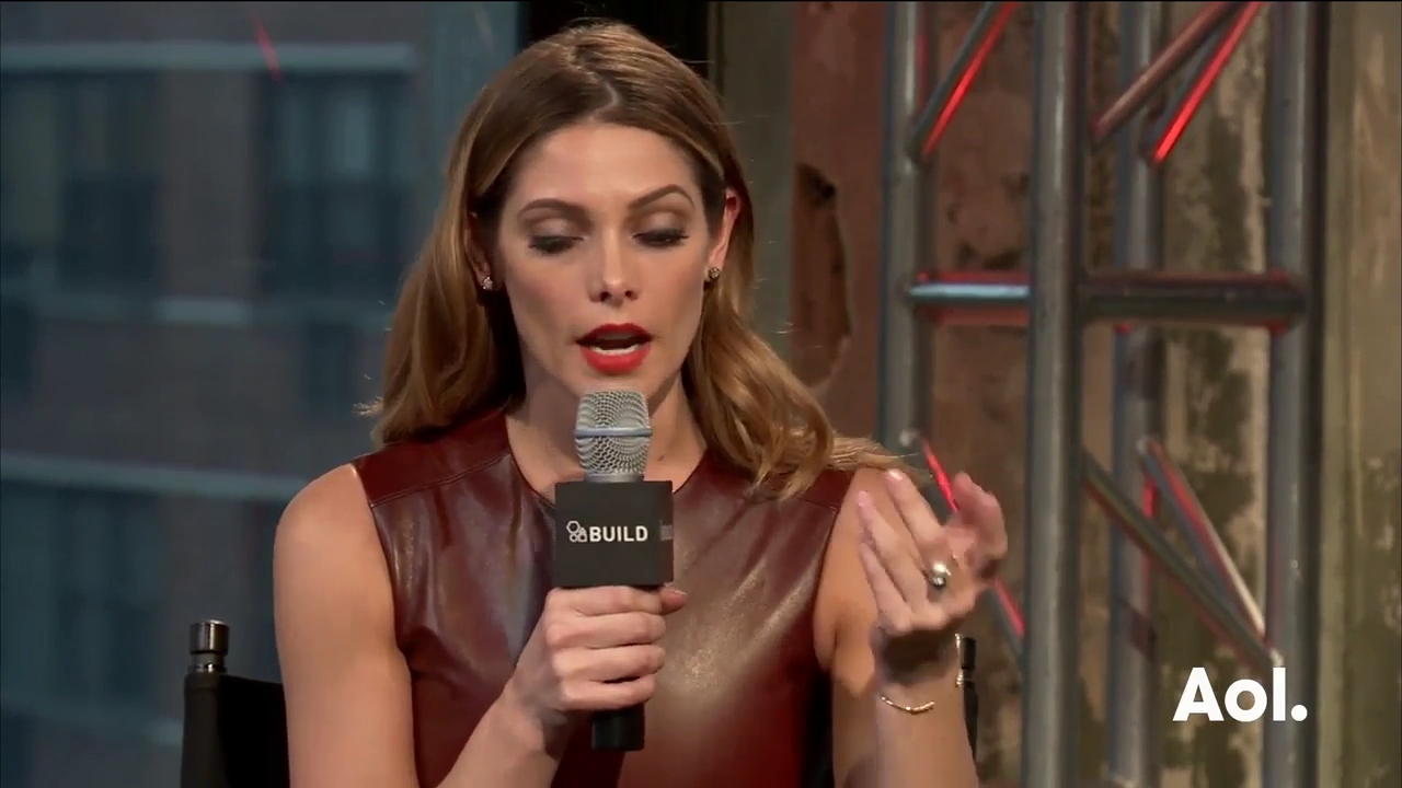 Ashley-Greene-dot_nl-6april2016AOLBuildSeries-Rouge1511.jpg