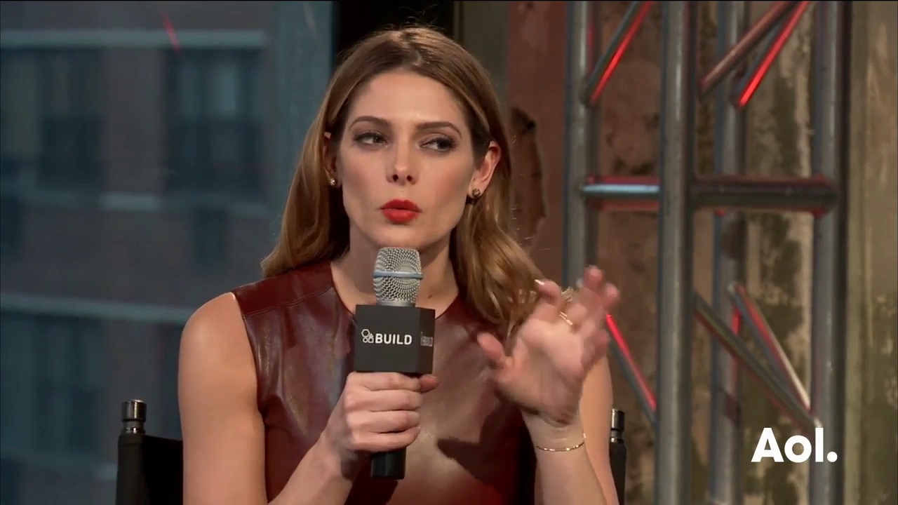 Ashley-Greene-dot_nl-6april2016AOLBuildSeries-Rouge1517.jpg