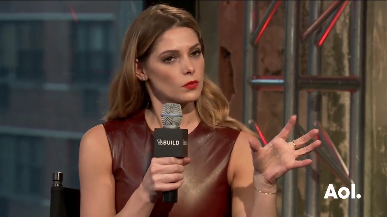 Ashley-Greene-dot_nl-6april2016AOLBuildSeries-Rouge1522.jpg