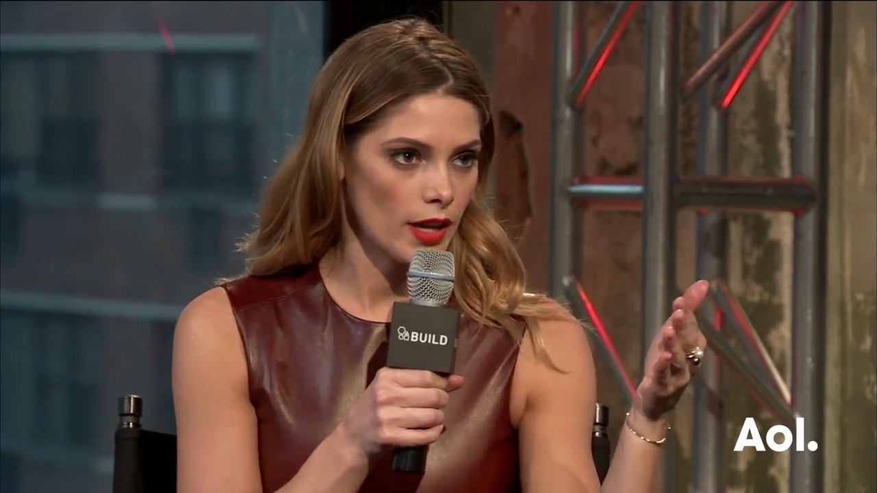 Ashley-Greene-dot_nl-6april2016AOLBuildSeries-Rouge1534.jpg