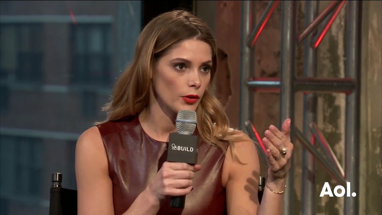 Ashley-Greene-dot_nl-6april2016AOLBuildSeries-Rouge1536.jpg