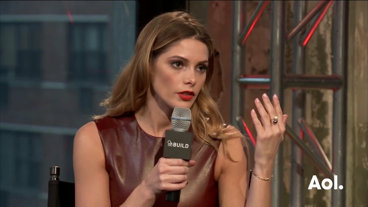 Ashley-Greene-dot_nl-6april2016AOLBuildSeries-Rouge1537.jpg