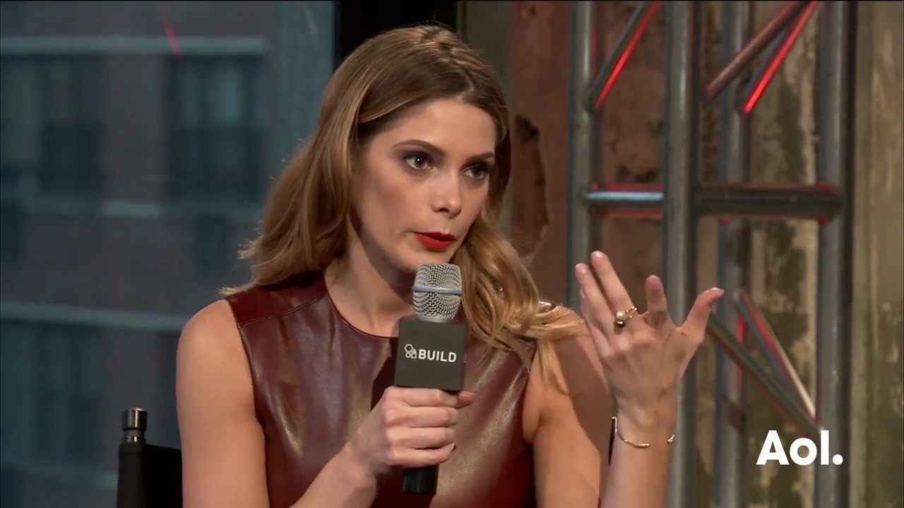 Ashley-Greene-dot_nl-6april2016AOLBuildSeries-Rouge1538.jpg