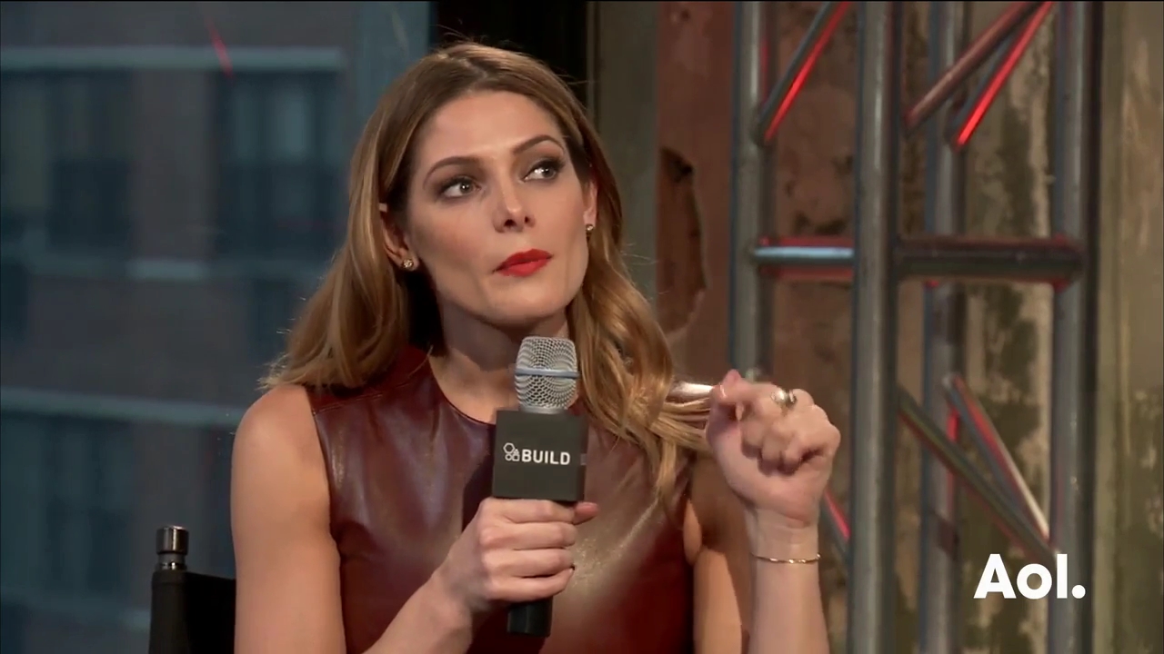 Ashley-Greene-dot_nl-6april2016AOLBuildSeries-Rouge1548.jpg