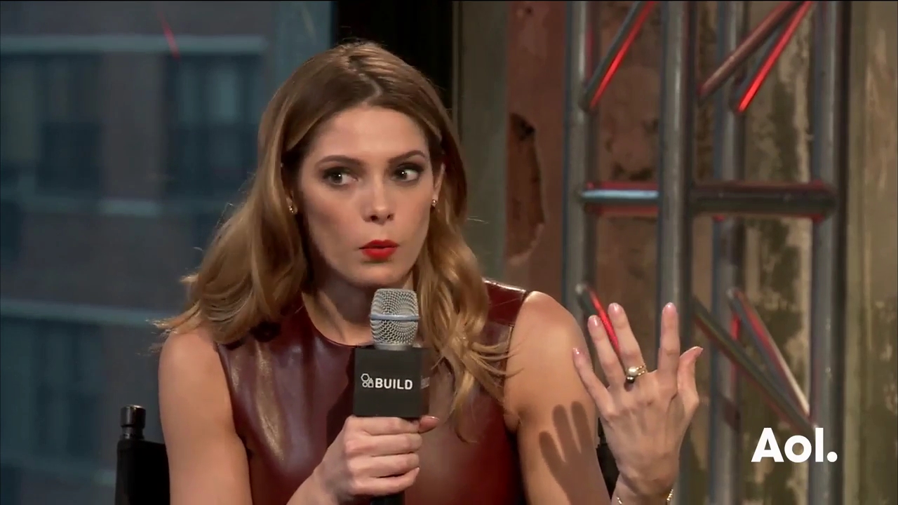 Ashley-Greene-dot_nl-6april2016AOLBuildSeries-Rouge1556.jpg