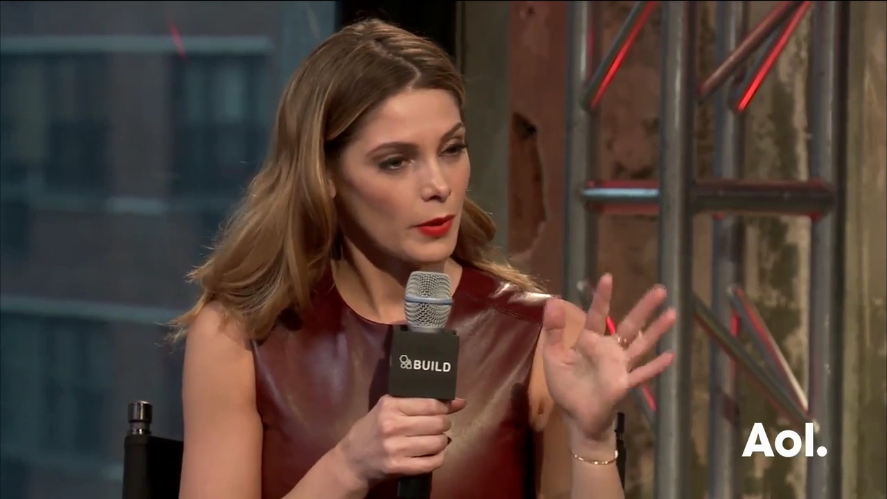 Ashley-Greene-dot_nl-6april2016AOLBuildSeries-Rouge1561.jpg