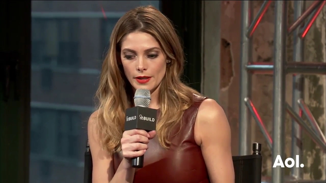 Ashley-Greene-dot_nl-6april2016AOLBuildSeries-Rouge1949.jpg