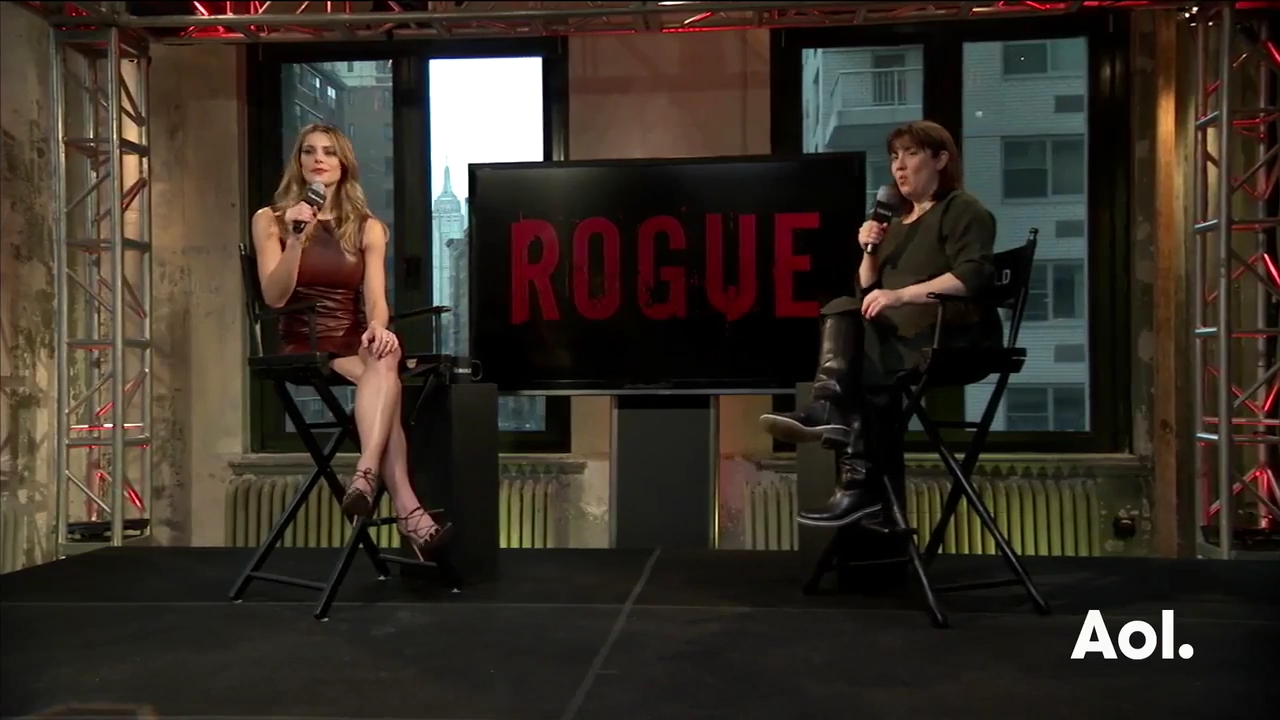 Ashley-Greene-dot_nl-6april2016AOLBuildSeries-Rouge2031.jpg