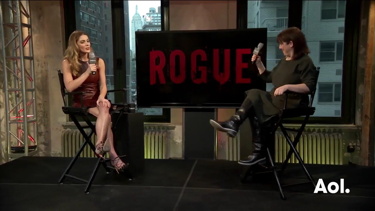 Ashley-Greene-dot_nl-6april2016AOLBuildSeries-Rouge2044.jpg