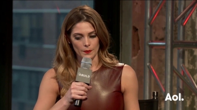 Ashley-Greene-dot_nl-6april2016AOLBuildSeries-Rouge0856.jpg