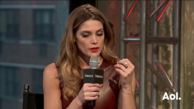 Ashley-Greene-dot_nl-6april2016AOLBuildSeries-Rouge1347.jpg