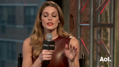 Ashley-Greene-dot_nl-6april2016AOLBuildSeries-Rouge1356.jpg