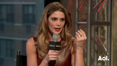 Ashley-Greene-dot_nl-6april2016AOLBuildSeries-Rouge1387.jpg