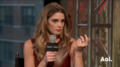 Ashley-Greene-dot_nl-6april2016AOLBuildSeries-Rouge1399.jpg